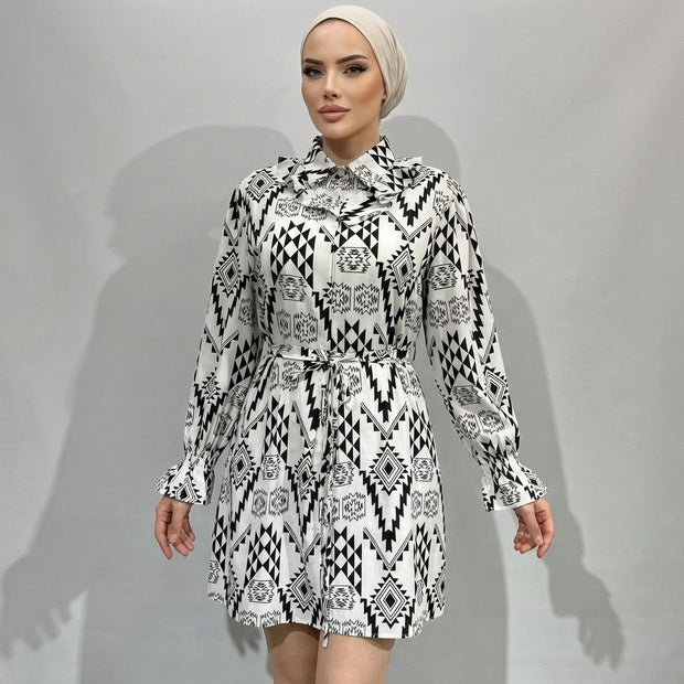 <h2>Shop the look<br/><span style="text-decoration:underline">50% off</span></h2>